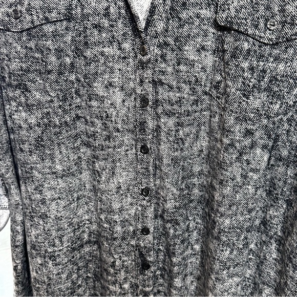 Derek Heart Button Down Long Sleeve Dress - Picture 5 of 8